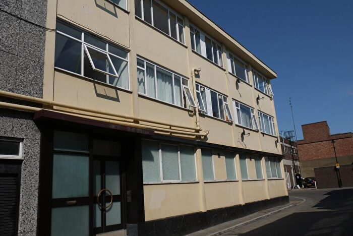 2 Bedroom Flat To Rent In Crown Street, Brentwood, CM14