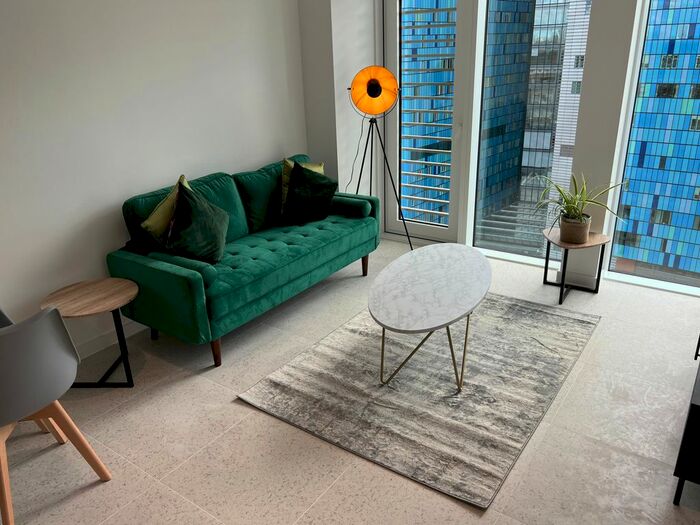 1 Bedroom Flat To Rent In Bouchon Point, Cendal Crescent, E1