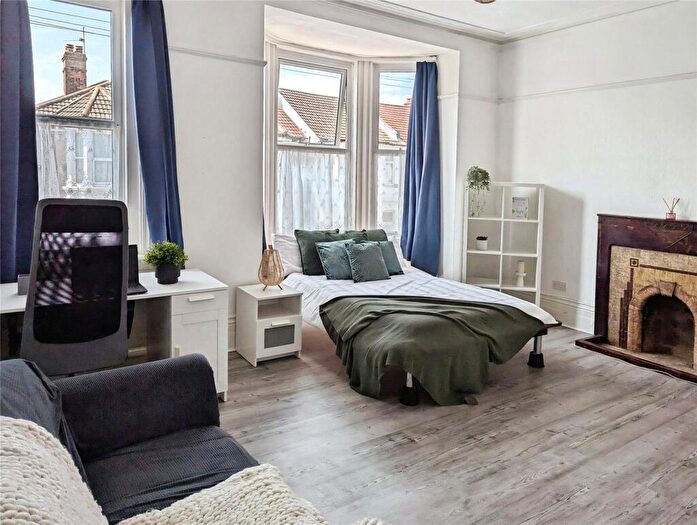 6 Bedroom House To Rent In Taswell Road, Southsea, Hampshire, PO5