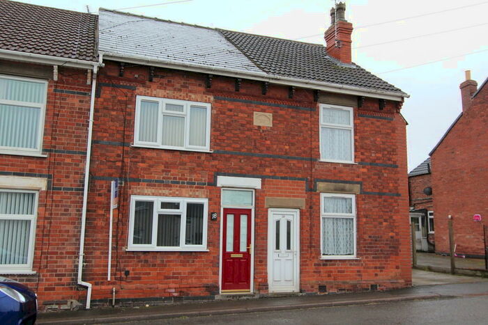 3 Bedroom Terraced House To Rent In Chesterfield Road, Shuttlewood, S44