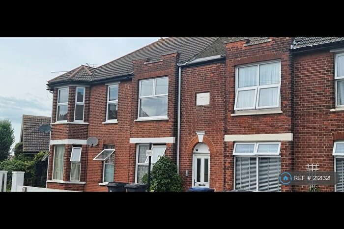 3 Bedroom Maisonette To Rent In Fleetwood Avenue, Kent, CT6