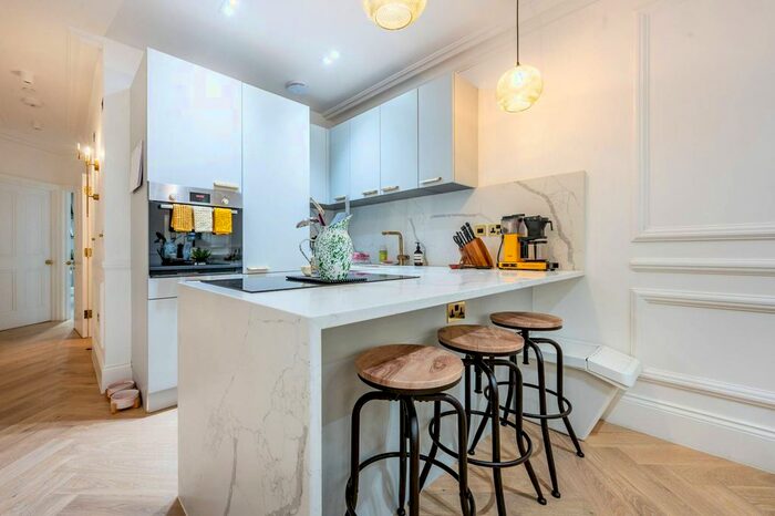 2 Bedroom Flat To Rent In The Grand, Grange Road, Bermondsey, London, SE1