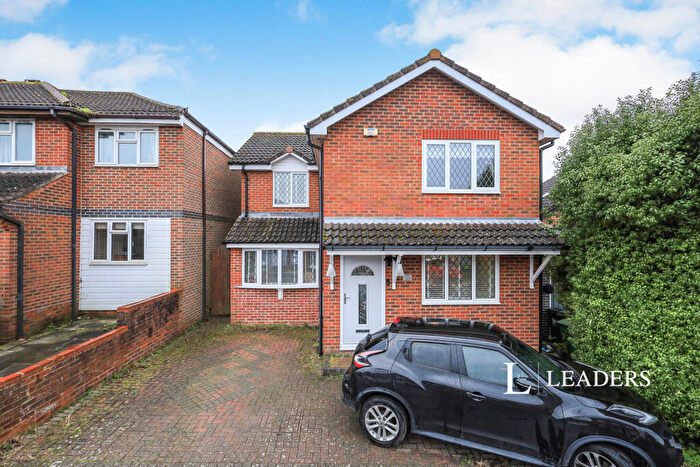 4 Bedroom Detached House To Rent In Pentland Close, Eastbourne, East Sussex, BN23