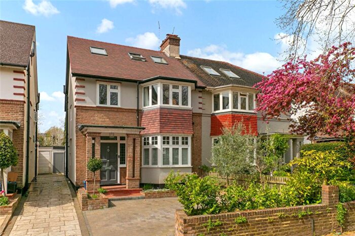 5 Bedroom Semi-Detached House For Sale In Park Drive, London, SW14