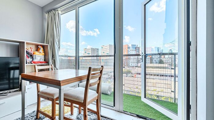 1 Bedroom Flat For Sale In Tarves Way, London, SE10