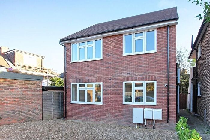 2 Bedroom Flat For Sale In Runnymede, Colliers Wood, SW19