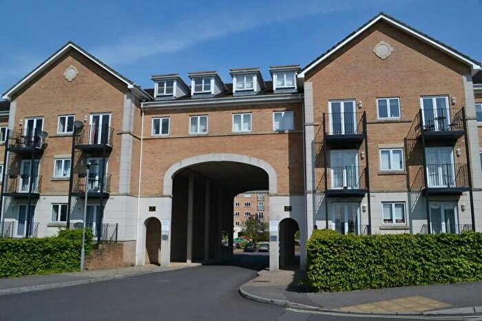 2 Bedroom Apartment To Rent In The Dell, Southampton, SO15