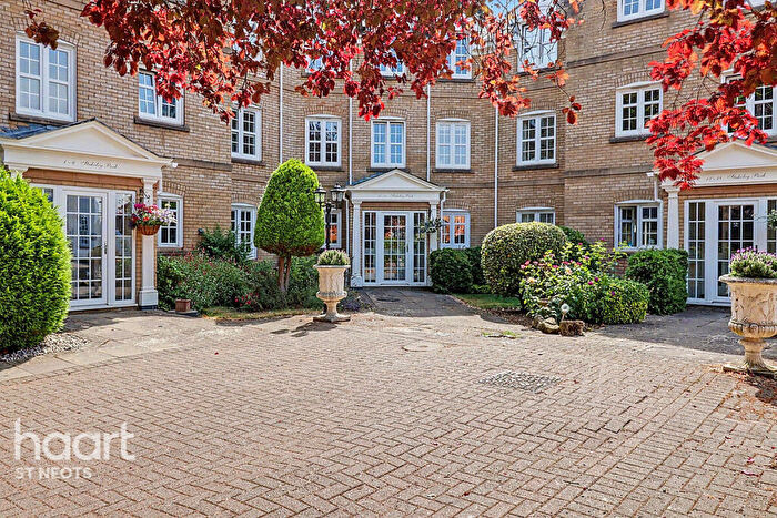 2 Bedroom Apartment For Sale In Stukeley Park, Great Stukeley, PE28