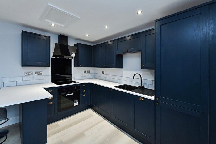 2 Bedroom Flat To Rent In St. James Terrace, Nottingham, NG1