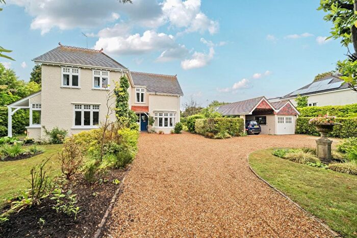 4 Bedroom Detached House For Sale In Queens Road, Waterlooville, PO7