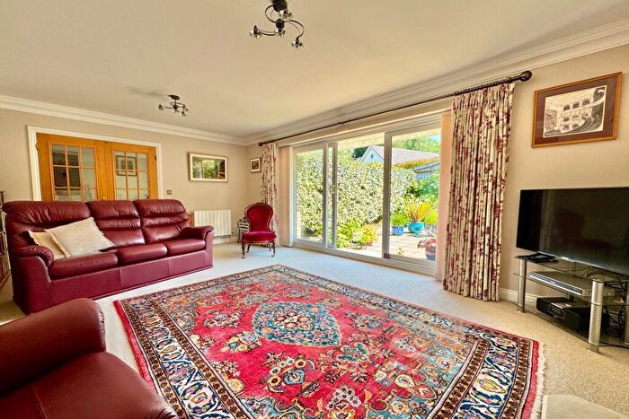 3 Bedroom Bungalow For Sale In Harmans Cross, BH20 - Photo 8