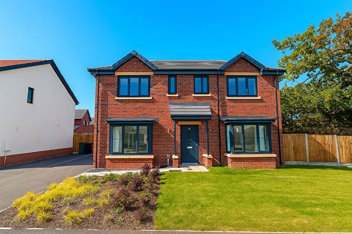 4 Bedroom Detached House To Rent In Broddick Close, Preston, PR3