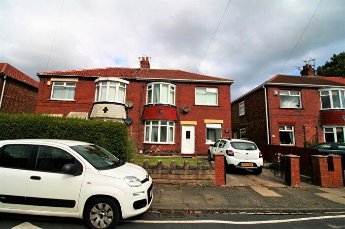 2 Bedroom Flat To Rent In Laing Grove, Wallsend, Newcaslte-upon-Tyne, NE28