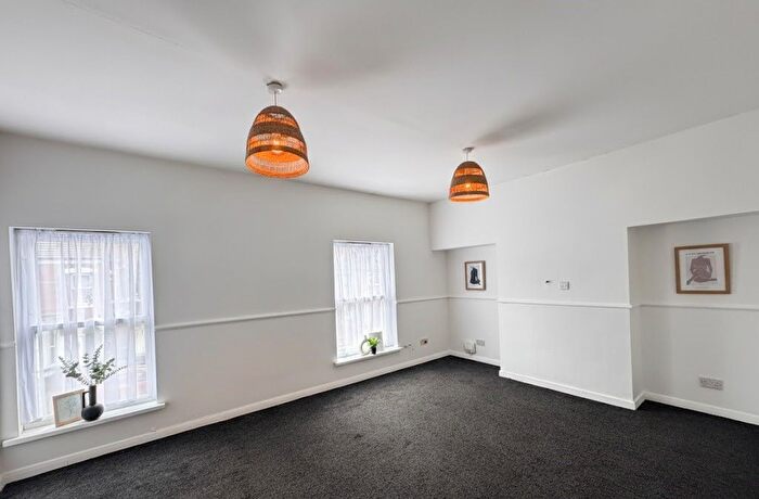 1 Bedroom Flat To Rent In Flat B, Sandringham Street, Hull, HU3