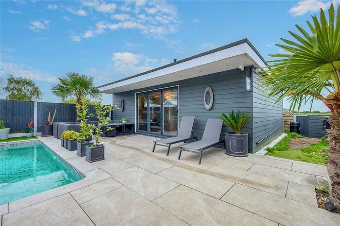 4 Bedroom Detached House For Sale In Alexandra Road, Great Wakering, Southend-on-Sea, Essex, SS3