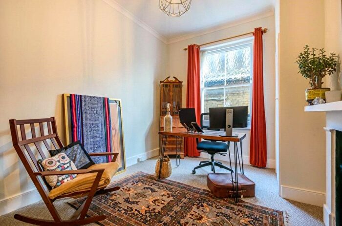 5 Bedroom Semi-Detached House To Rent In Manor Mount, London, SE23