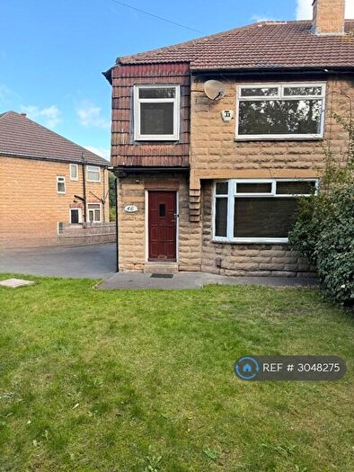 3 Bedroom Semi-Detached House To Rent In Buckstone Oval, Leeds, LS17