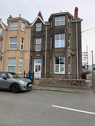 4 Bedroom Flat To Rent In Flat, Bron Trefor, Y Maes, Criccieth, LL52