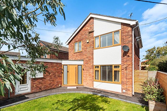 4 Bedroom Detached House For Sale In Back Lane, Burton Pidsea, Hull, HU12