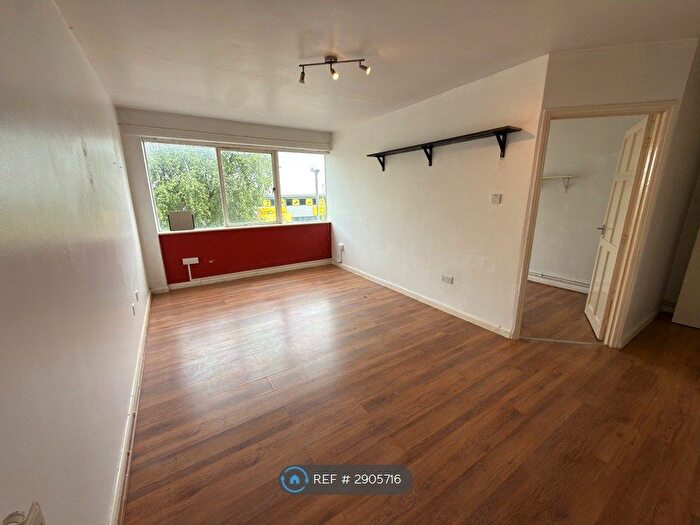 1 Bedroom Flat To Rent In Dallow Road, Luton, LU1