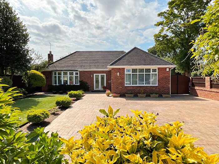 3 Bedroom Bungalow For Sale In Liverpool Road, Ainsdale, Southport, PR8