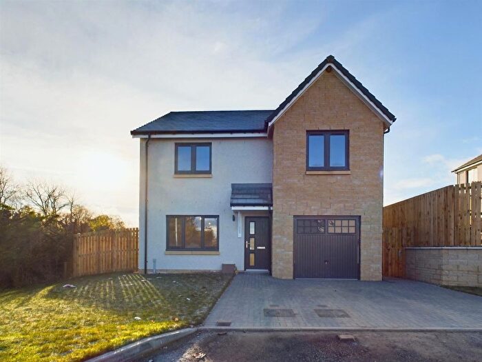 4 Bedroom Detached House For Sale In Heath Park Road, Blairgowrie, PH10