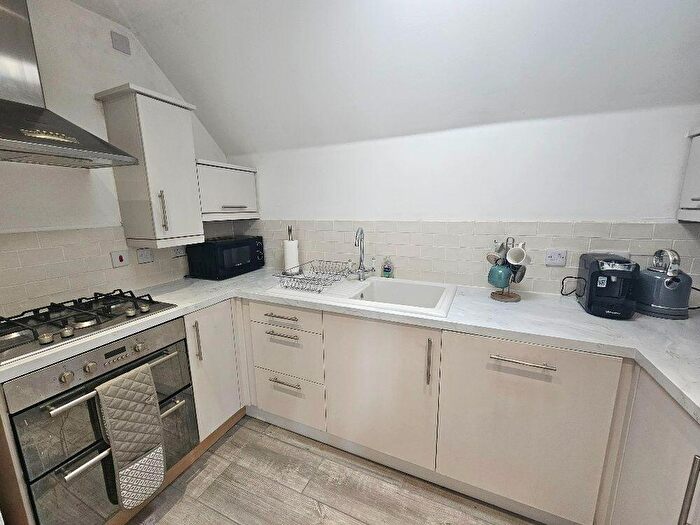 2 Bedroom Coach House To Rent In Britannia Road, Banbury, OX16