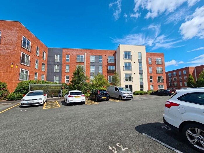 2 Bedroom Apartment For Sale In Sheen Gardens, Manchester, M22