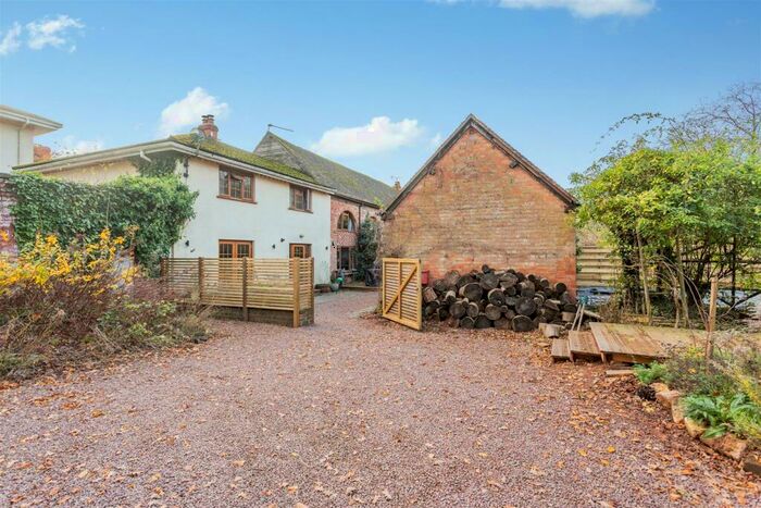 3 Bedroom House For Sale In Compton Green, Redmarley, GL19