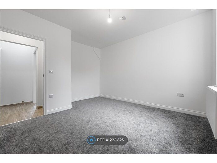 1 Bedroom Flat To Rent In Attleborough Road, Nuneaton, CV11