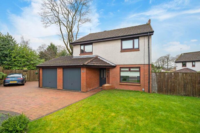 4 Bedroom Detached House To Rent In Springfield Park, Johnstone, PA5