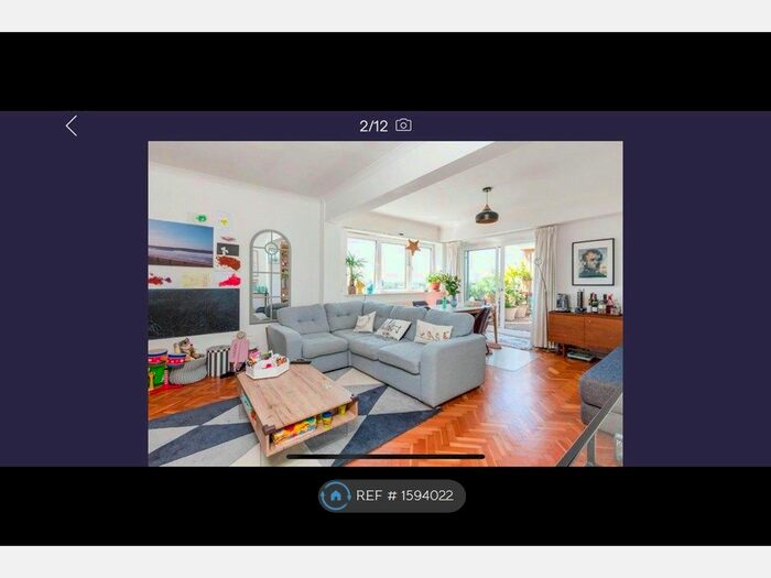 3 Bedroom Flat To Rent In Belvedere Court, London, SW15