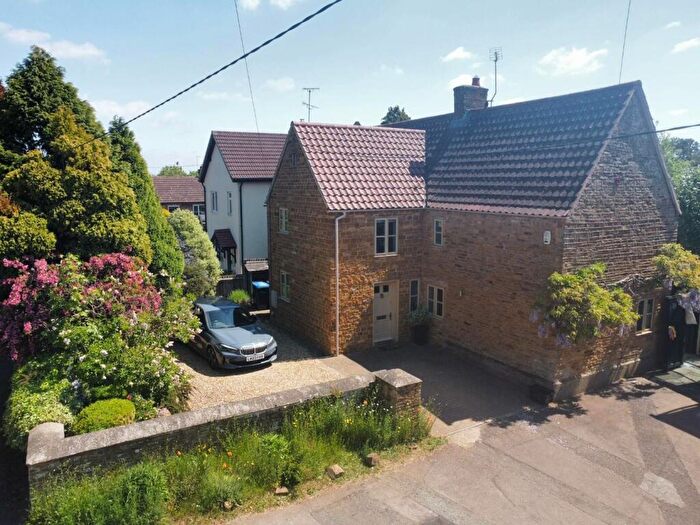 3 Bedroom Semi-Detached House For Sale In Pound Lane, Great Billing Village, Northampton, NN3