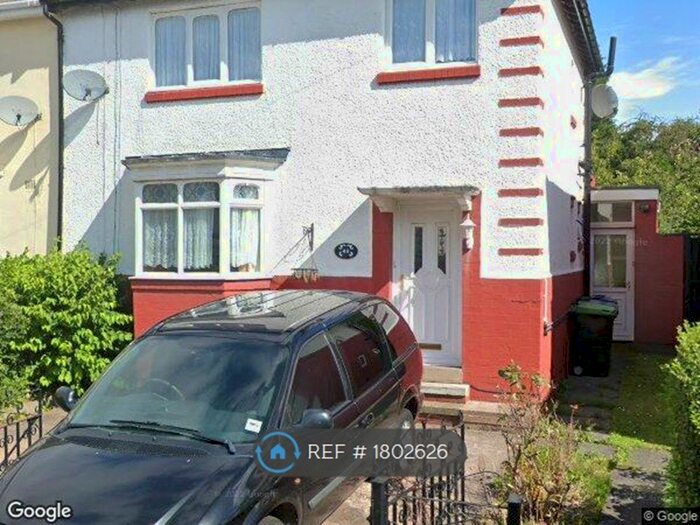 3 Bedroom Semi-Detached House To Rent In Wallace Road, Oldbury, B69