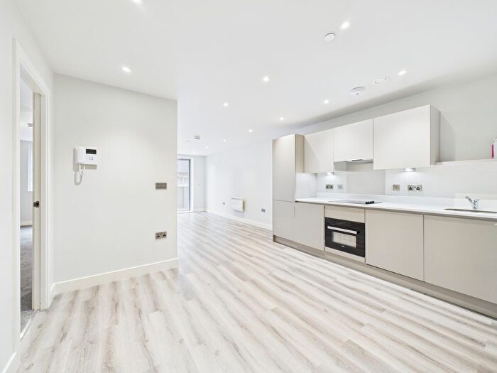 1 Bedroom Flat To Rent In Central Slough, The Metalworks, - Secure Parking, SL2