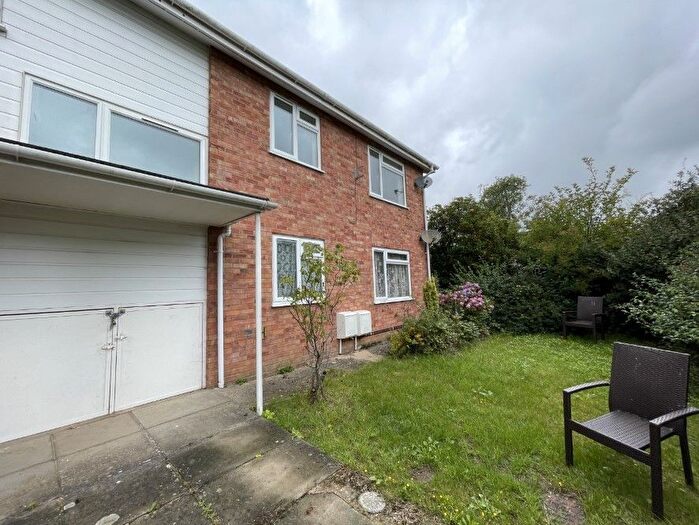 2 Bedroom Flat For Sale In Jennings Way, Diss, Norfolk, IP22