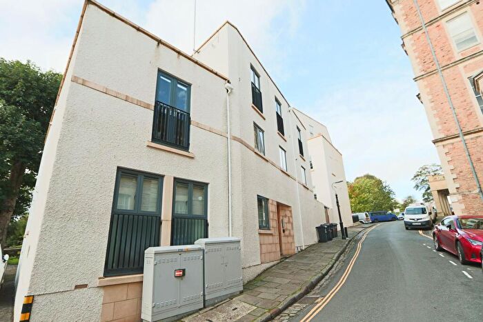 2 Bedroom Maisonette To Rent In Sion House, BS8