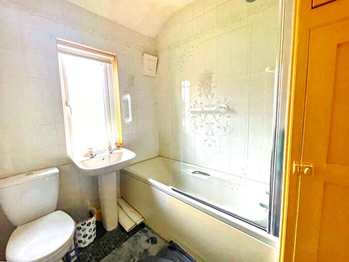 3 Bedroom Terraced House For Sale In Laurel Terrace, Stanningley, Pudsey, LS28
