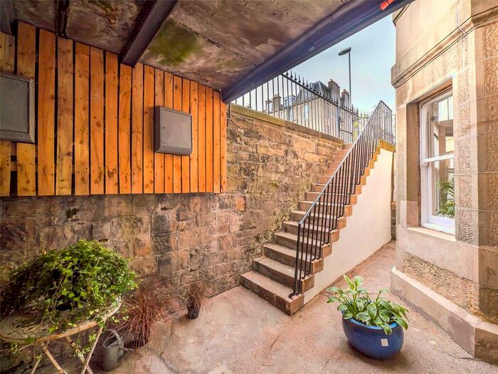 1 Bedroom Flat To Rent In Eildon Street, Inverleith, Edinburgh, EH3