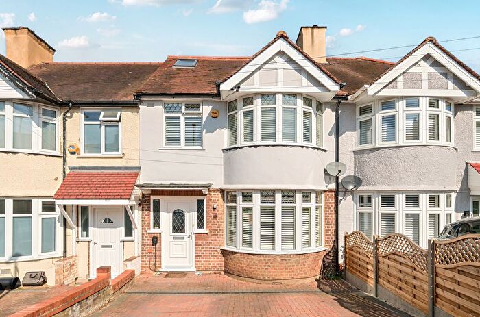 4 Bedroom Terraced House For Sale In Greenway, Chislehurst, Kent, BR7