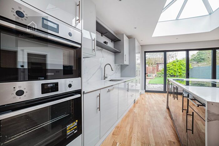 4 Bedroom Semi-Detached House To Rent In Boxtree Lane, Harrow, HA3