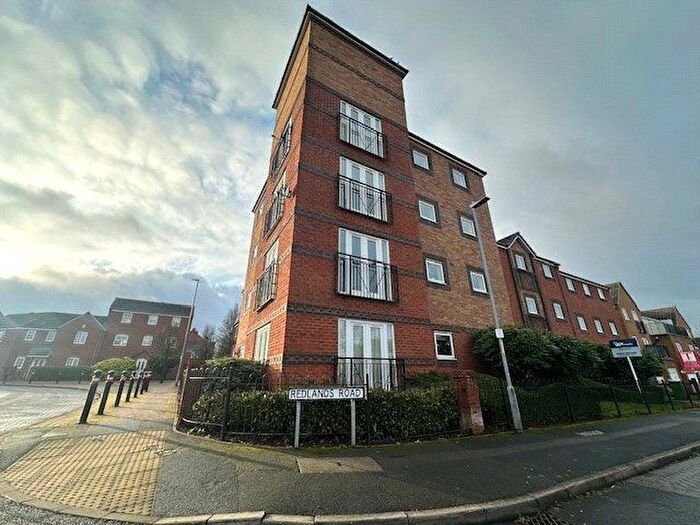 2 Bedroom Flat To Rent In Redlands Road, Hadley, Telford, Shropshire, TF1