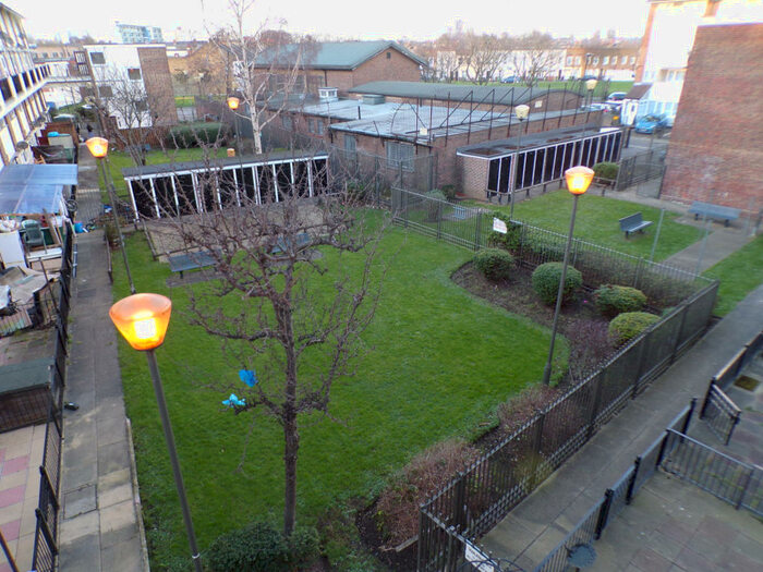 3 Bedroom Flat To Rent In Canning Town, London, E16