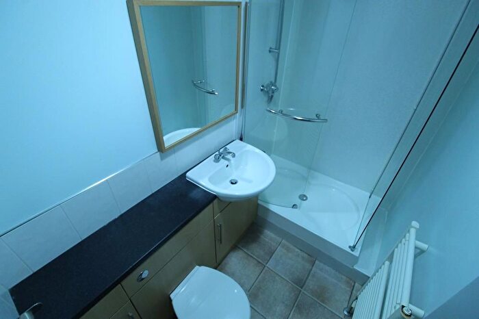 1 Bedroom Flat To Rent In Albert Street, Top Floor Left, AB25