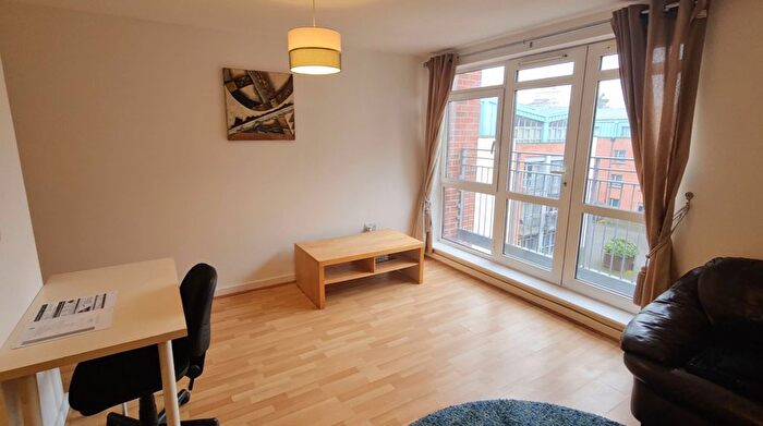 2 Bedroom Flat For Sale In Greyfriars Road, Coventry, CV1 - Photo 3