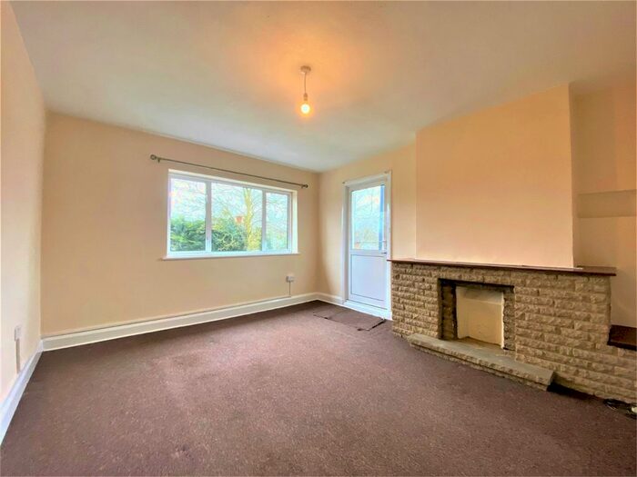 1 Bedroom Detached House To Rent In Park Road, Uxbridge, Middlesex UB8