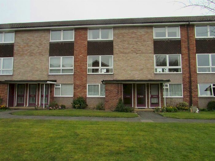 2 Bedroom Flat To Rent In Eldon Drive, Walmley, Sutton Coldfield, West Midlands, B76