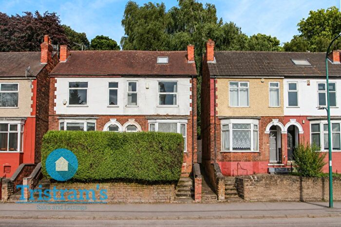 6 Bedroom Semi-Detached House For Sale In Lenton Boulevard, Nottingham, NG7