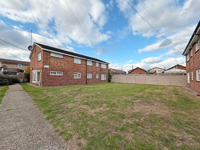 2 Bedroom Flat For Sale In Rosberg Road, Canvey Island, Essex, SS8