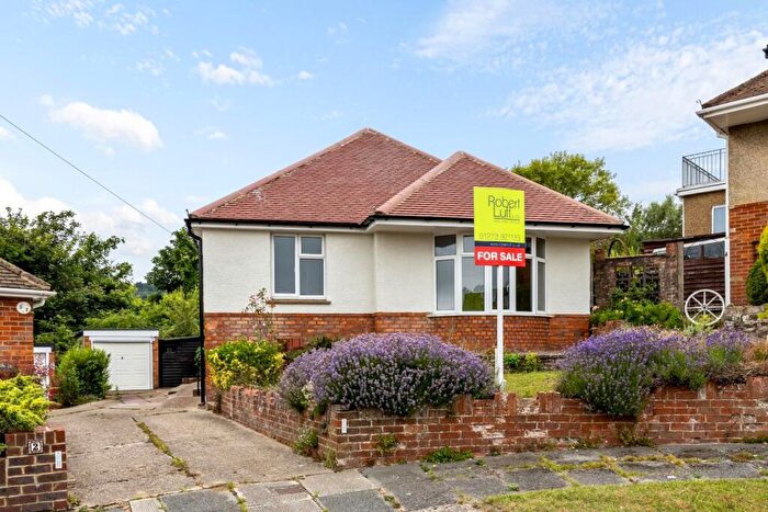 3 Bedroom Detached Bungalow For Sale In Park Close, Brighton, BN1